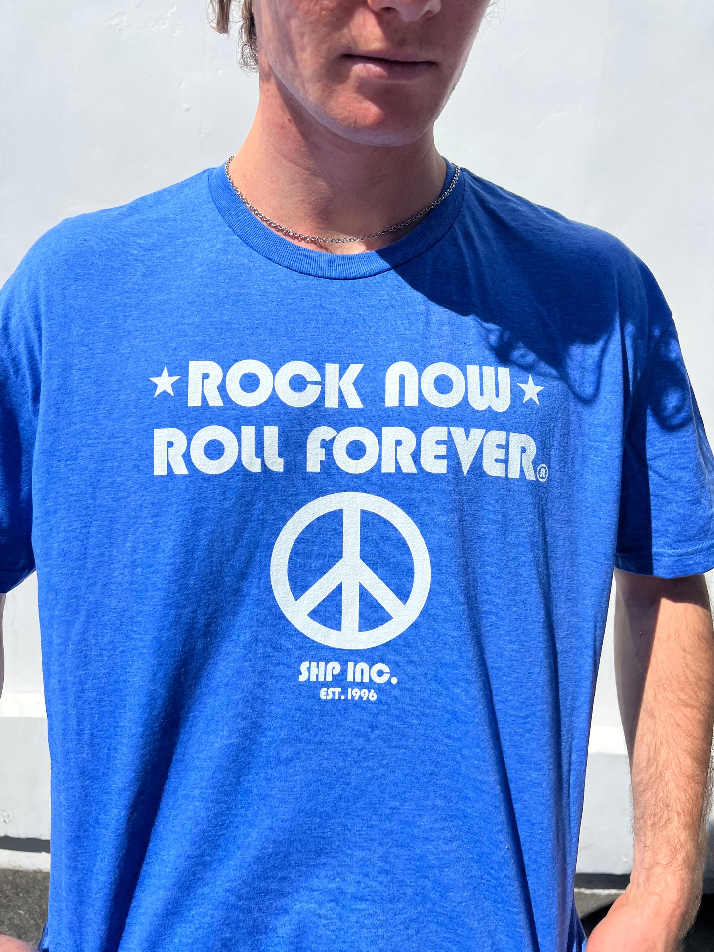 Unisex Peace Graphic T-Shirt – Rock Now, Roll Forever